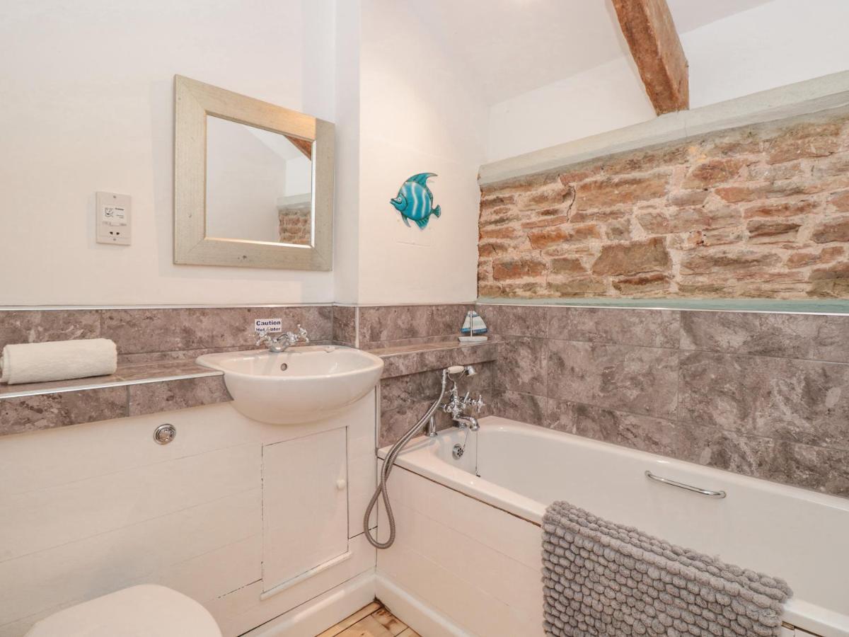 1 Alston Farm Cottages ブリックハム エクステリア 写真